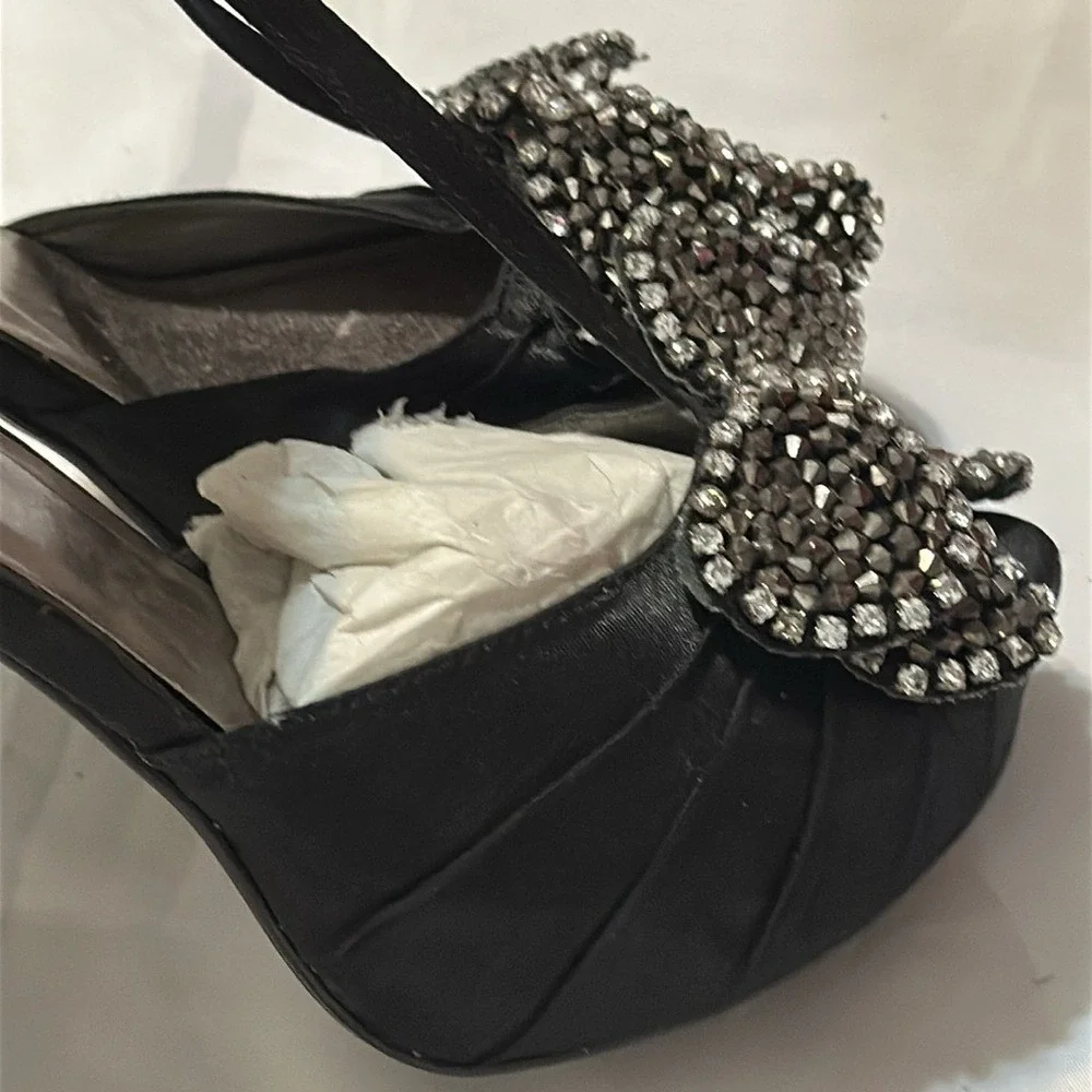Qupid black satin